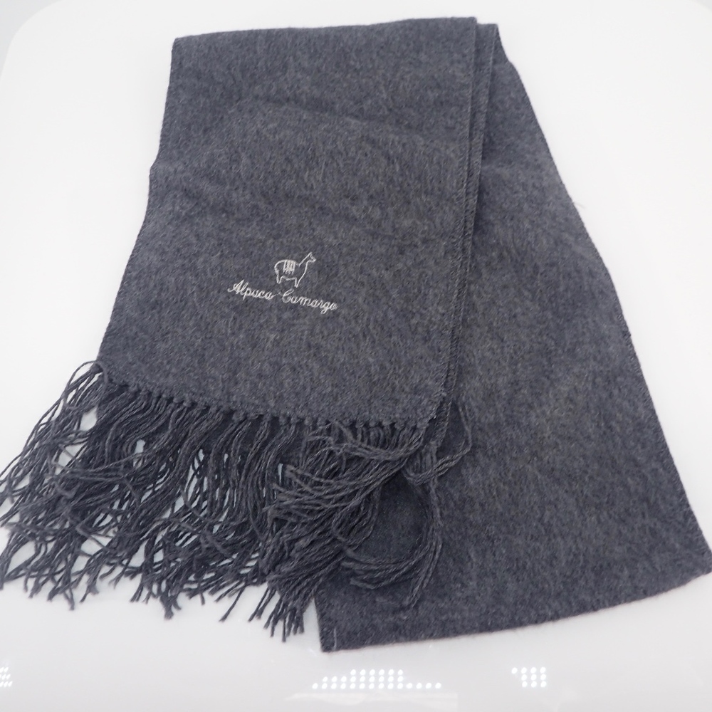 Alpaca Camargo Gray Fringed Scarf Made in Peru Fine Alpaca Blend 64" x 9 NWOT